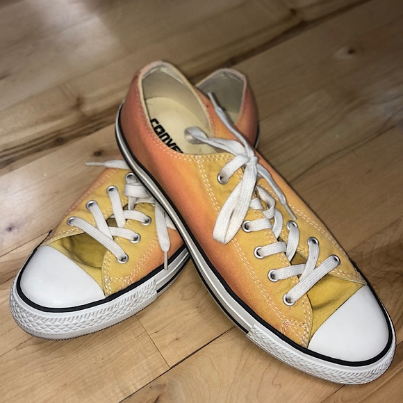Custom Converse - Picture 1 of 5